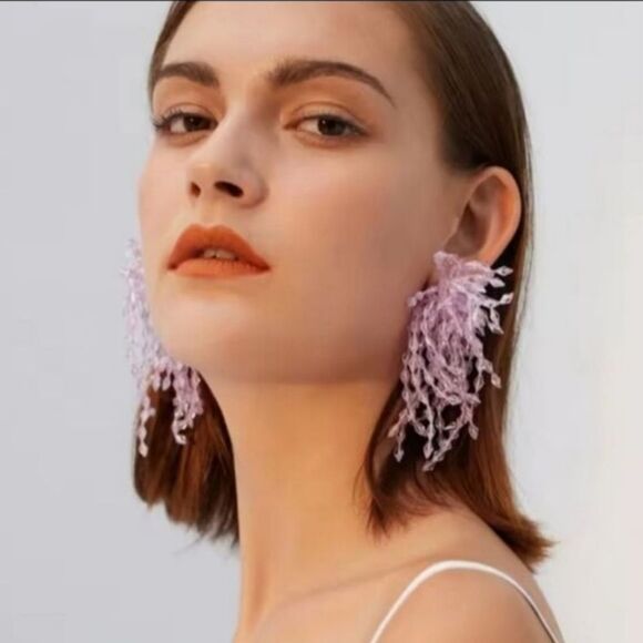 New ANTHRO Lavender beaded Waterfall fringe tassel drop earrings - Picture 1 of 11